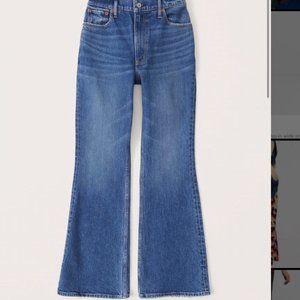 Abercrombie & Fitch Ultra High Rise Flare Jean